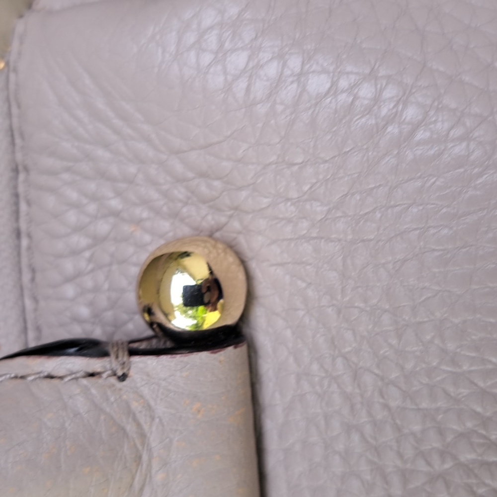 Kate Spade Leather Dove Gray, Gold Hardware NEW EXCELLENT CONDITION - Picture 12 of 13